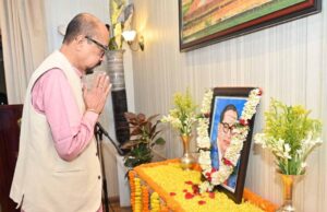राज्यपाल ने भारत रत्न डॉ. भीमराव अंबेडकर को दी श्रद्धांजलि