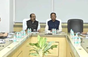 सीएम साय ने एआई और नवीन तकनीकों के उपयोग से खराब सड़कों के त्वरित चिन्हांकन व मरम्मत के दिए निर्देश