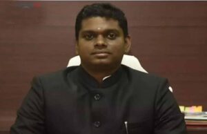कानून एवं सुरक्षा व्यवस्था तथा राजस्व अधिकारियों की समीक्षा बैठक में कलेक्टर ने दिए निर्देश