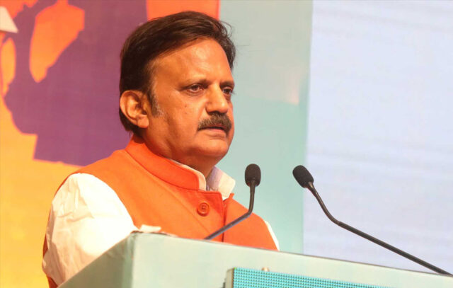 Rajendra_Shukla_189_1_65-1.jpg
