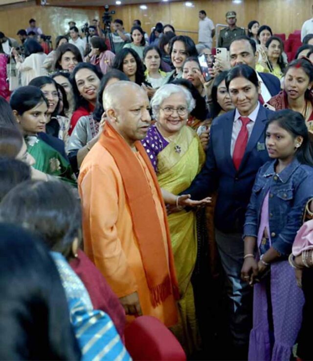 yogi5-7.jpg