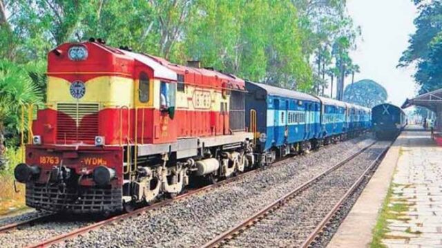 Train3-3.jpg
