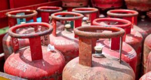 LPG उपभोक्ताओं के लिए बड़ा बदलाव: गैस सिलेंडर की सप्लाई 15 से बढ़कर 21 दिन