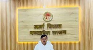 ऊर्जा मंत्री प्रद्युम्न सिंह तोमर ने इंदौर में की समीक्षा