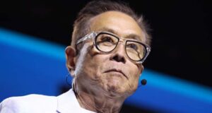 रॉबर्ट कियोसाकी बोले- मैंने चेतावनी दी थी, अब मेरी भविष्यवाणी हो रही है सच