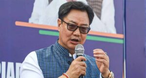 संसद में सियासी बयानबाज़ी: NDA सांसदों ने कांग्रेस को घेरा, नारी शक्ति विवाद पर उठाए सवाल