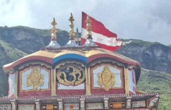 चार धाम यात्रा को लेकर हलचल तेज: बसें रवाना, कब खुलेंगे गंगोत्री मंदिर, यमुनोत्री मंदिर और बदरीनाथ मंदिर