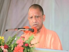 2027 चुनाव से पहले भाजपा का मिशन मोड, गोरखपुर में कार्यकर्ताओं को योगी ने भरा जोश