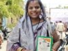 राशन कार्ड मिलते ही खिल उठी सुनीता जायसवाल की मुस्कान, शिविर में हुआ तुरंत समाधान