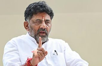 कर्नाटक राजनीति में बड़ा बदलाव, सिद्धारमैया की विदाई के बाद DK शिवकुमार सरकार बनने की तैयारी