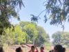 दुर्गम रास्तों को पार कर स्वास्थ्य अमला पहुंचा गांव, सैकड़ों लोगों को मिला उपचार