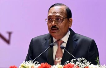 बेरोजगारी पर CJI की तीखी टिप्पणी चर्चा में, बयान को लेकर बढ़ी सियासी हलचल