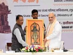 राष्ट्रीय मंच पर चमकी बस्तर की कला, खास शिल्पकृतियों ने अमित शाह और योगी का जीता दिल