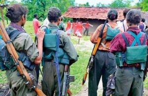 पोड़ियम लक्ष्मी का समर्पण: छत्तीसगढ़-आंध्र सीमा पर सक्रिय महिला माओवादी ने छोड़ा हिंसा का रास्ता