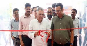 “राइजिंग मध्यप्रदेश” के विजन के साथ निवेश, नवाचार एवं रोजगार के नए अवसर हो रहे सृजित : मंत्री परमार