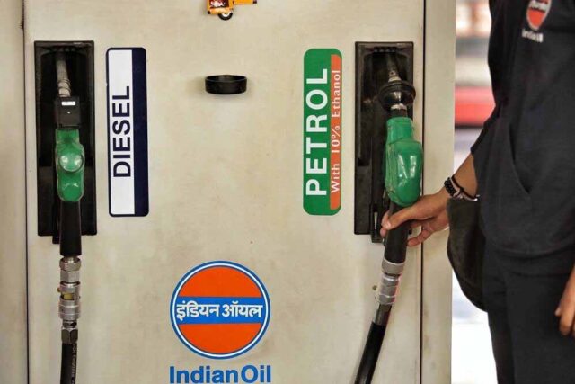 Petrol_and_diesel_A_131_2-2.jpg
