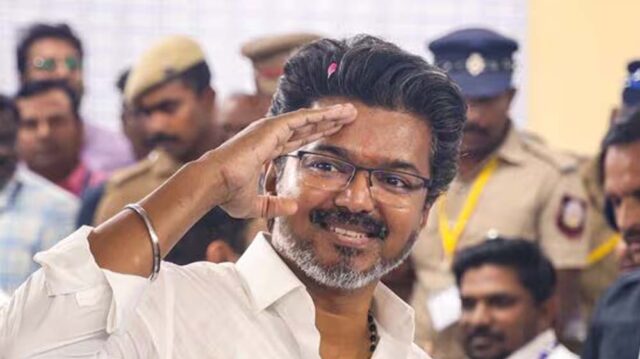 Vijay_Cabinet_A_63_6.jpg