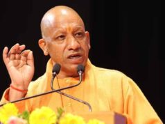 विभिन्न विभागों की जनकल्याणकारी योजनाओं के अंतर्गत लाभार्थियों को स्वीकृति पत्र एवं टूलकिट भी वितरित किए