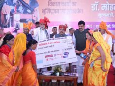 नरसिंहपुर की ऐतिहासिक धरोहरों पर केंद्रित कैलेंडर का किया विमोचन