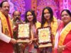 रामनगरी से लेकर हिमाचल तक गूंजे भजन: श्रुतिका-रितिका बंकू बनीं युवा पीढ़ी के लिए प्रेरणा