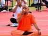 रानी लक्ष्मीबाई की नगरी झांसी में योग का उत्सव, मुख्यमंत्री योगी ने किया 45 मिनट योग