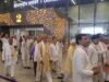 पहली हवाई यात्रा से भावुक हुए जेवर के किसान, बोले- एयरपोर्ट ने बदल दी हमारी तकदीर