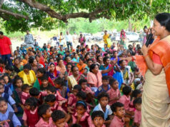 बस्तर के विकास को नई रफ्तार, जगरगुंडा पहुंचने वाली पहली महिला मंत्री बनीं लक्ष्मी राजवाड़े