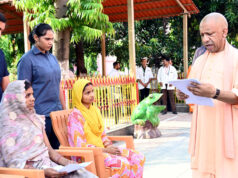 मुख्यमंत्री ने लोगों से कहा- चिंता मत करिए, सबकी समस्या पर सुनिश्चित होगी प्रभावी कार्रवाई