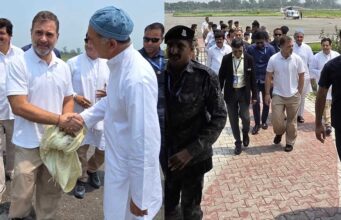 खराब मौसम के चलते राहुल गांधी का दौरा प्रभावित, इमरजेंसी लैंडिंग के बाद फोन पर जुड़े समर्थकों से