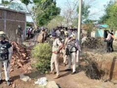 रायपुर में प्रशासन की बेदखली कार्रवाई के खिलाफ ग्रामीणों का प्रदर्शन, पुलिस बल रहा तैनात