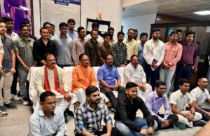 CM साय ने UPSC प्रीलिम्स क्वालिफाई करने वाले ट्राइबल यूथ हॉस्टल के छात्रों का किया सम्मान