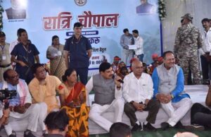 समूह की महिलाओं को सूक्ष्म, लघु उद्योगों से जोड़कर रोजगार के उपलब्ध कराएं अवसर