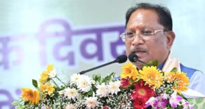 नियमों के पालन और गुणवत्तापूर्ण उपचार सुनिश्चित करने के लिए प्रशासन सतर्क