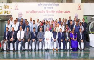 राष्ट्रीय स्तर पर प्रदेश का गौरव बढ़ाने वाले निरीक्षक योगेन्द्र साहू का डीजीपी ने किया अभिनंदन