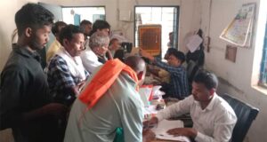खाद, बीज और कृषि ऋण की बेहतर व्यवस्था से किसानों को मिल रहा आर्थिक संबल