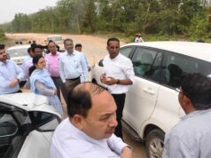 राष्ट्रीय राजमार्ग और कंठी घाट के कार्यों को देखा, सड़कों व पुलों के निर्माण में सड़क सुरक्षा के मानकों का विशेष ध्यान रखने कहा