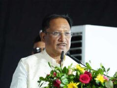मुख्यमंत्री ने विभागीय स्टॉलों का किया अवलोकन, विभिन्न योजनाओं के हितग्राहियों को किया लाभान्वित