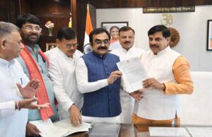 ऐतिहासिक विरासत को सम्मान देने की पहल, जबलपुर एयरपोर्ट के नामकरण का प्रस्ताव मुख्यमंत्री को सौंपा गया