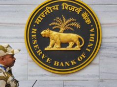 बैंक ग्राहकों के लिए अहम खबर: RBI ने 6 महीने के लिए लगाया प्रतिबंध, जानिए पूरी वजह