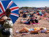 Europe Heatwave: यूके में हीटवेव से 2700 मौतें, बदलते मौसम ने बढ़ाई चिंता, सऊदी जैसी गर्मी की चेतावनी