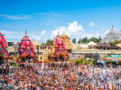 जगन्नाथ रथ यात्रा 2026: पुरी में भक्तों की भारी भीड़, होटल किराया ₹50,000 पार पहुंचा