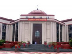 CG News: आवारा पशुओं पर हाईकोर्ट की सख्ती, राज्य सरकार को दिए निगरानी के निर्देश, 22 सितंबर तक देनी होगी रिपोर्ट