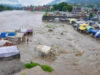 Uttarakhand Rain Alert: भारी बारिश से जनजीवन प्रभावित, फ्लैश फ्लड का खतरा बढ़ा; छात्रों के लिए स्कूल बंद