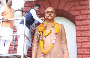 डॉ. श्यामा प्रसाद मुखर्जी जयंती: वन मंत्री कश्यप ने पुष्पांजलि अर्पित कर दी श्रद्धांजलि
