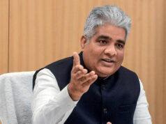 केंद्रीय पर्यावरण मंत्री के दफ्तर में बड़ा प्रशासनिक फेरबदल, निजी सचिव समेत 3 अधिकारी पद से हटाए गए