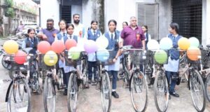शाला प्रवेश उत्सव में शिक्षा और बेटी सशक्तिकरण का दिया संदेश