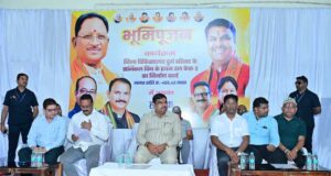 स्वास्थ्य सुविधाओं को मिलेगा नया आयाम, मंत्री गजेंद्र यादव ने किया भूमिपूजन, मरीजों को मिलेगा निजी अस्पताल जैसा इलाज