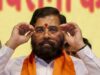 एकनाथ शिंदे की सेहत बिगड़ी: तेज बुखार और कमजोरी के बाद अस्पताल में भर्ती, डॉक्टरों की निगरानी में इलाज जारी
