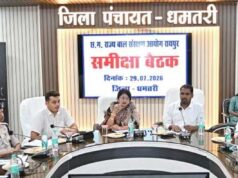 स्कूलों में जर्जर शौचालयों की मरम्मत और बेटियों के लिए सुरक्षित माहौल बनाने के दिए निर्देश