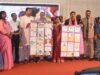 पाठ्यपुस्तक, गणवेश, अध्ययन सामग्री और साइकिल वितरण के साथ शिक्षकों एवं नवसाक्षरता अभियान के वॉलेंटियरों का हुआ सम्मान